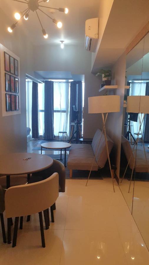 Uptown Parksuites Tower 1 Bgc Taguig Kültér fotó